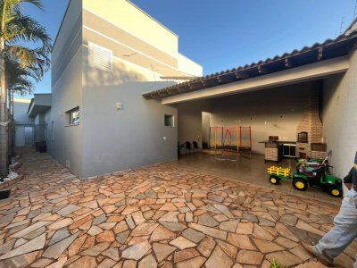 CASA BAIRRO EDNA